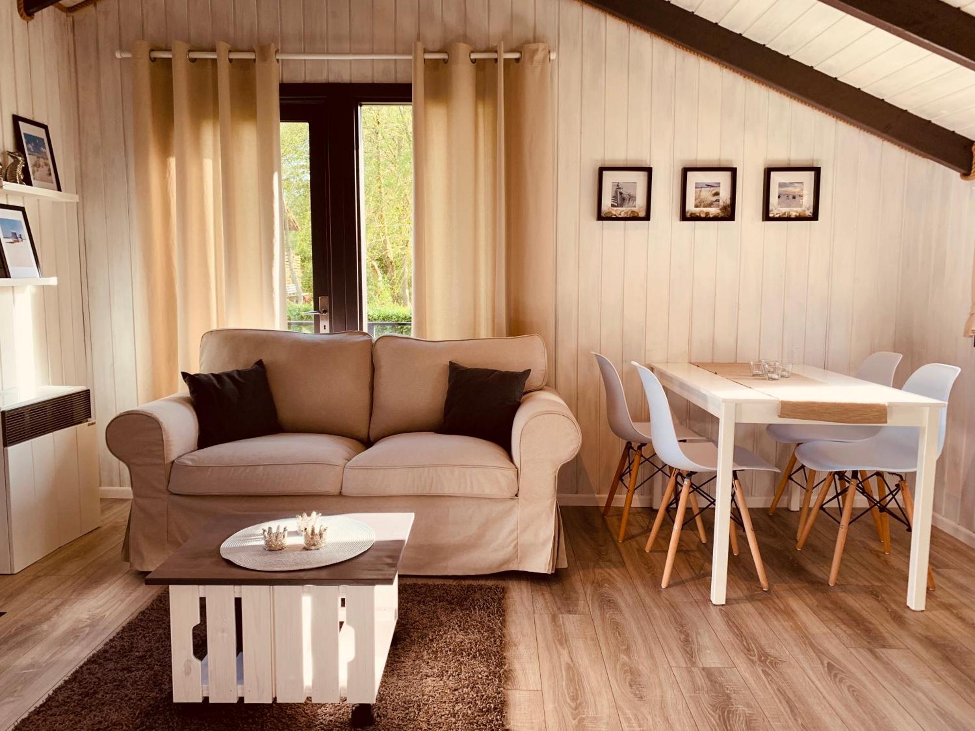 Ferienhaus Achtern Diek Emmelsbull-Horsbull Екстер'єр фото